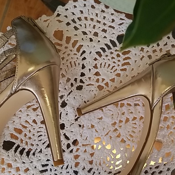 COPY - Alfani Gold flash glitter heels NWOT - Picture 10 of 10